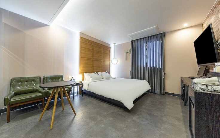 Imagen general del Hotel Jinju Brown Dot Jinjuseong Branch. Foto 6