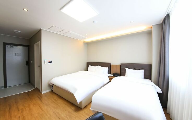 Imagen de la habitación del Hotel Jinju Caribe. Foto 20