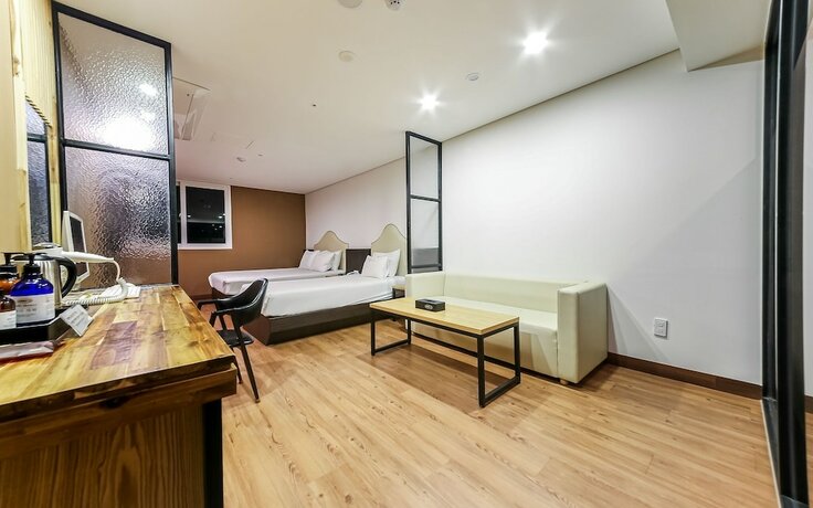 Imagen de la habitación del Hotel Jinju Chungmugongdong Cozy. Foto 17
