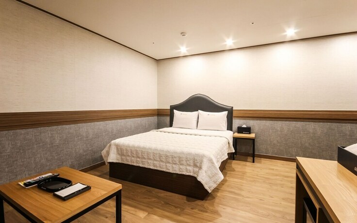 Imagen de la habitación del Hotel Jinju Chungmugongdong Firenze. Foto 21