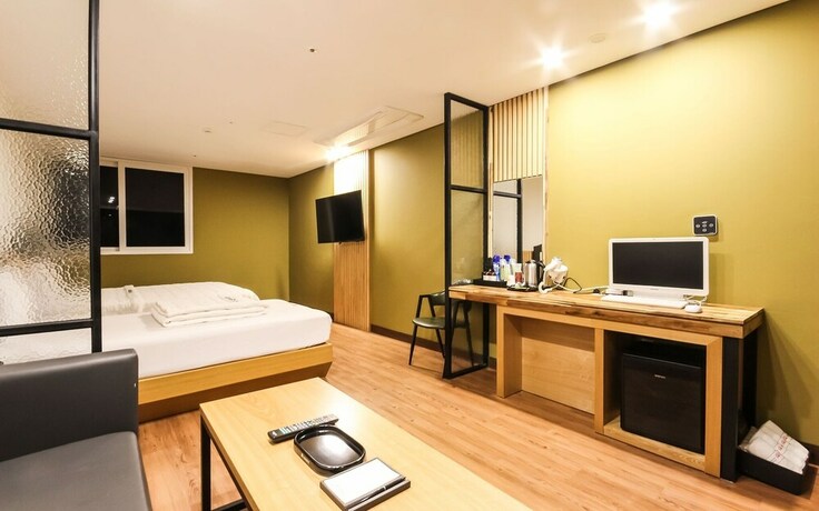Imagen de la habitación del Hotel Jinju Chungmugongdong Firenze. Foto 24