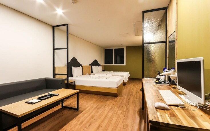 Imagen de la habitación del Hotel Jinju Chungmugongdong Firenze. Foto 33