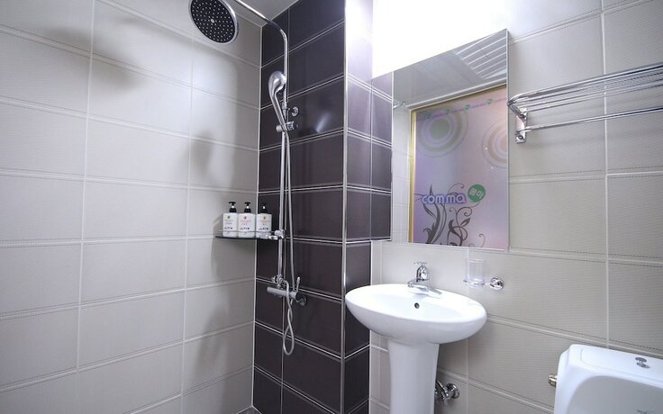Imagen general del Hotel Jinju Comma Self Check-in Motel. Foto 8