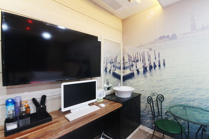 Imagen de la habitación del Hotel Jinju Funny. Foto 23