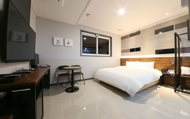 Imagen general del Hotel Jinju Hot. Foto 3