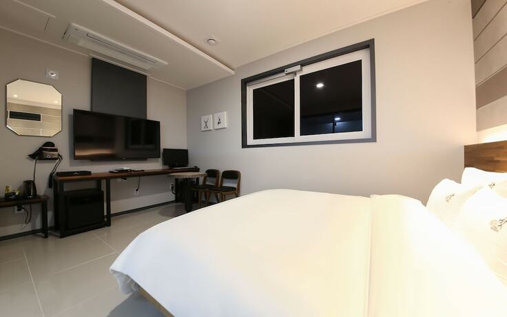 Imagen general del Hotel Jinju Hot. Foto 4