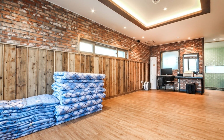 Imagen de la habitación del Hotel Jinju JS. Foto 6