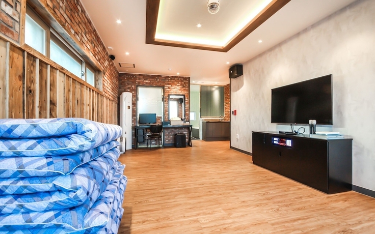 Imagen de la habitación del Hotel Jinju JS. Foto 7