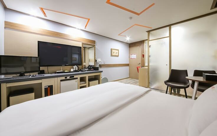 Imagen general del Hotel Jinju K. Foto 12