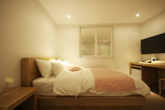 Imagen general del Hotel Jinju Line. Foto 2