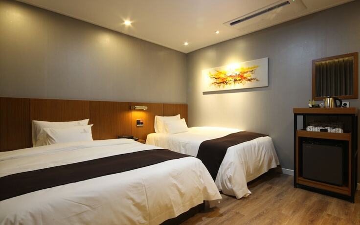 Imagen general del Hotel Jinju Muro. Foto 1