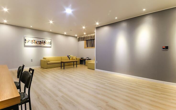 Imagen de la habitación del Hotel Jinju Muro. Foto 20