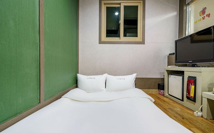 Imagen general del Hotel Jinju Nabi Self Check-in Motel. Foto 9