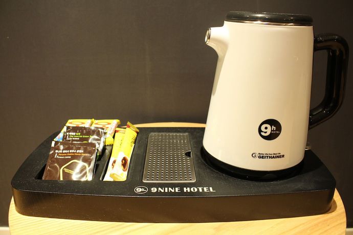 Imagen de los interiores del Hotel Jinju Nine. Foto 18