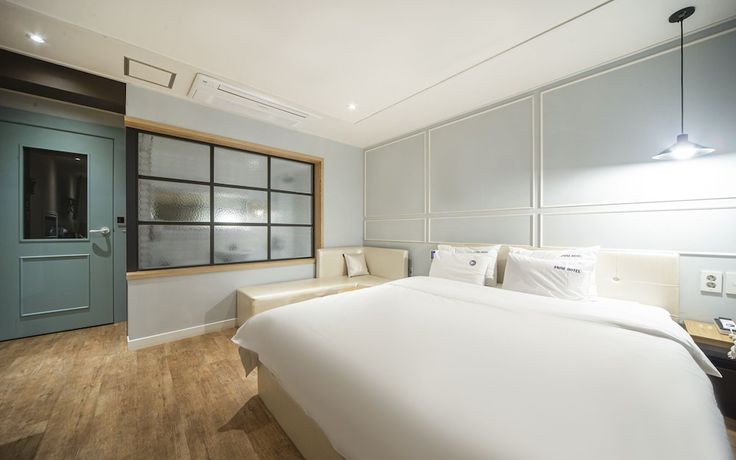 Imagen de la habitación del Hotel Jinju Nine. Foto 9