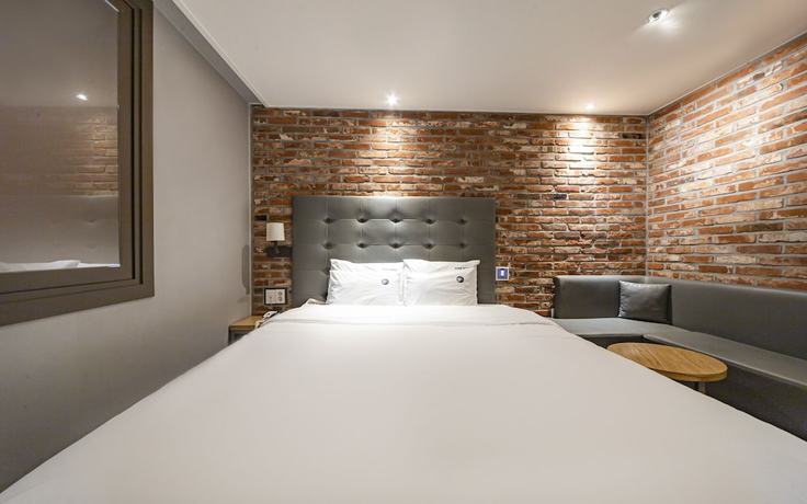 Imagen de la habitación del Hotel Jinju Nine. Foto 12