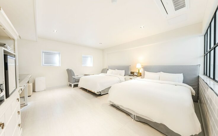 Imagen de la habitación del Hotel Jinju Owl. Foto 14