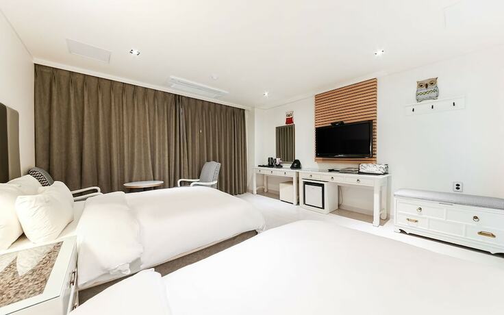 Imagen general del Hotel Jinju Owl. Foto 9