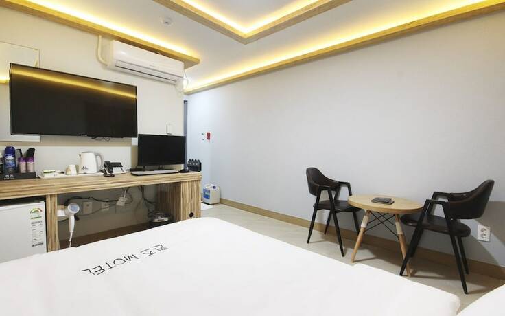 Imagen general del Hotel Jinju Queens. Foto 1
