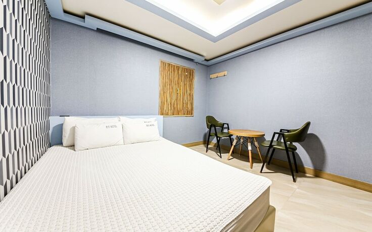 Imagen general del Hotel Jinju Queens. Foto 9