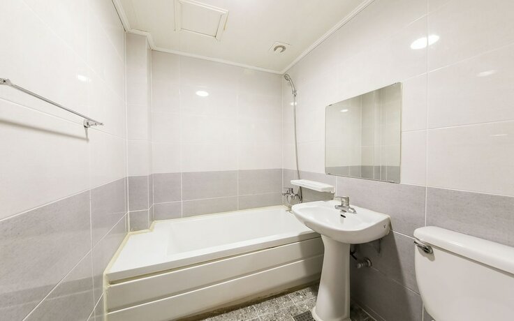 Imagen general del Hotel Jinju Seongju. Foto 2
