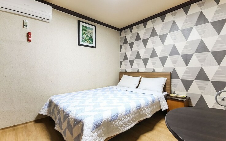 Imagen general del Hotel Jinju Seongju. Foto 7