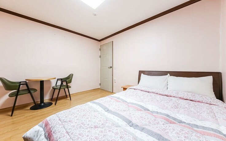 Imagen de la habitación del Hotel Jinju Seongju. Foto 19