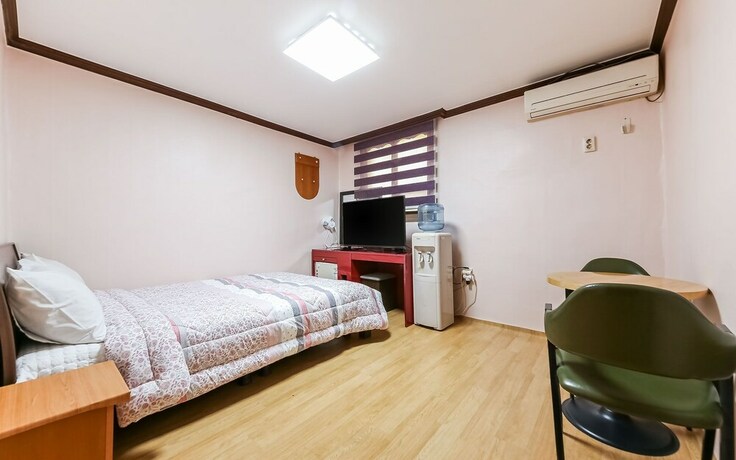 Imagen de la habitación del Hotel Jinju Seongju. Foto 22