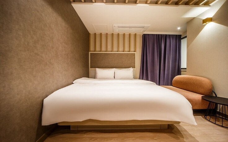 Imagen general del Hotel Jinju Servi. Foto 14