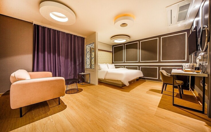 Imagen general del Hotel Jinju Servi. Foto 16