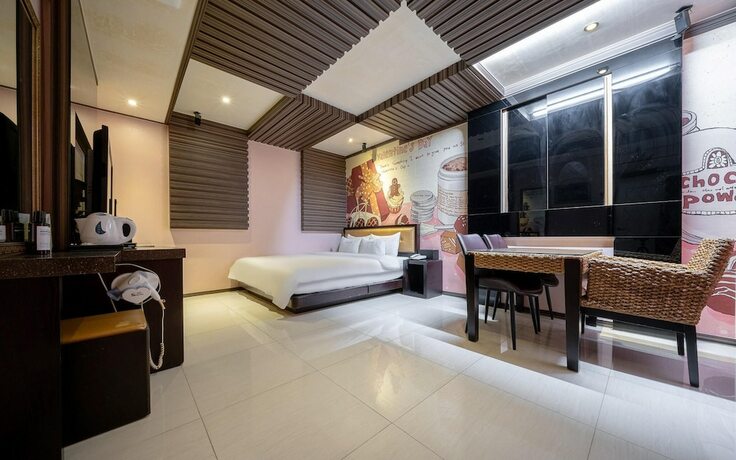 Imagen de la habitación del Hotel Jinju Sky. Foto 16