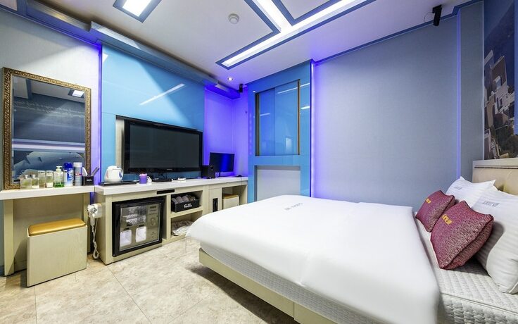 Imagen de la habitación del Hotel Jinju Sky. Foto 17
