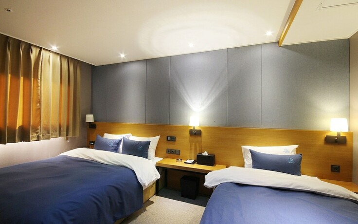 Imagen de la habitación del Hotel Jinju The Cloud. Foto 18