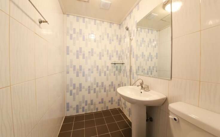 Imagen general del Hotel Jinju The First. Foto 1