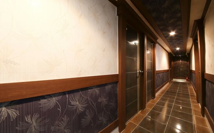 Imagen general del Hotel Jinju The First. Foto 3
