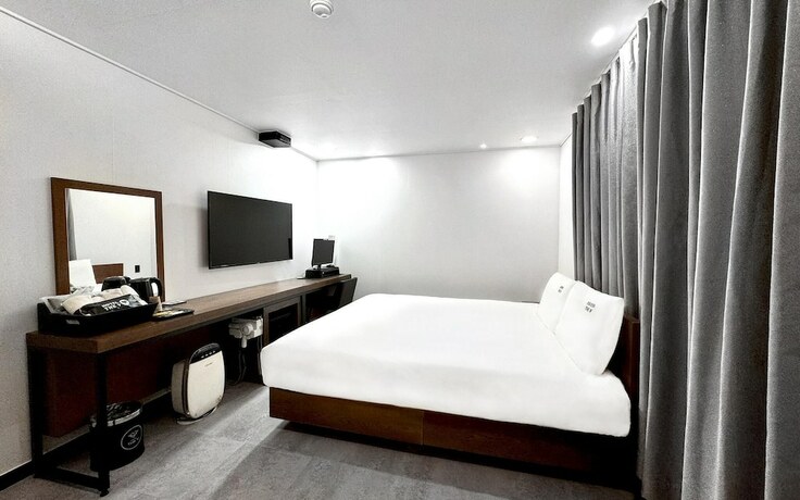 Imagen general del Hotel Jinju The V. Foto 3