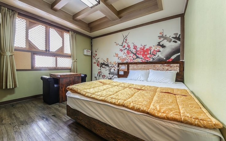 Imagen de la habitación del Hotel Jinju Tomji. Foto 18