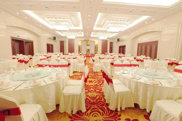 Imagen de los interiores del Hotel Jinling Cityview Zhenjiang. Foto 18