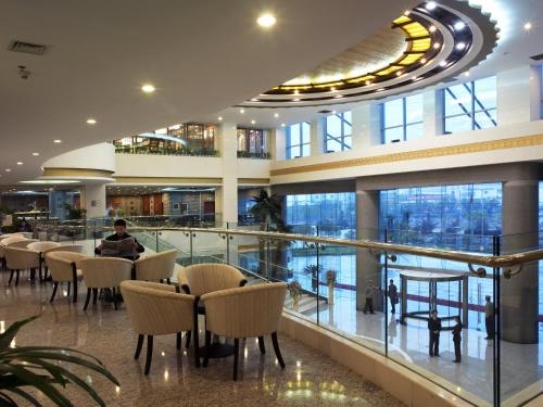 Imagen general del Hotel Jinling Jingyuan Plaza. Foto 2
