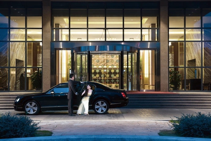 Imagen de los interiores del Hotel Jinling Riverside Nanjing. Foto 18