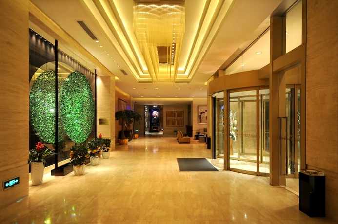 Imagen de los interiores del Hotel Jinling Wuxi. Foto 17