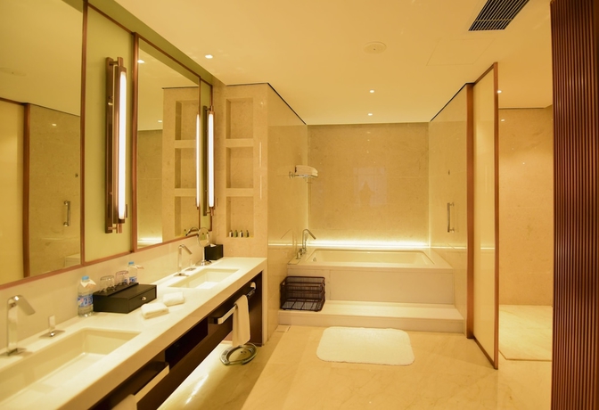 Imagen de la habitación del Hotel Jinling Yew Resort Wuxi. Foto 10