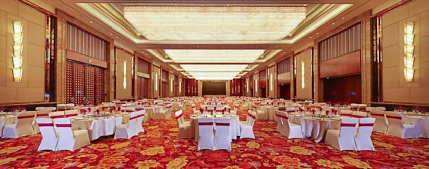 Imagen de los interiores del Hotel Jinling Yew Resort Wuxi. Foto 16