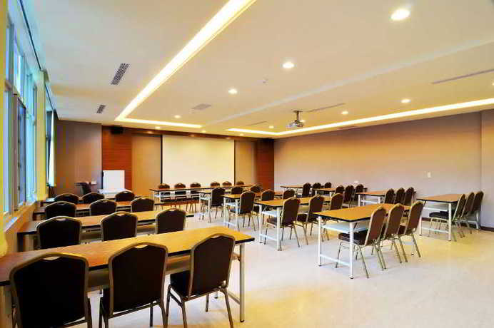 Imagen de los interiores del Hotel Jinshan Bay Hot Spring Resort. Foto 14