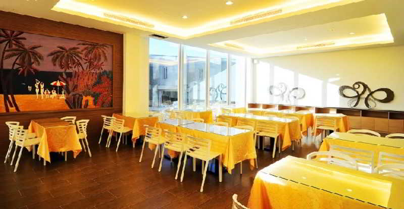 Imagen del bar/restaurante del Hotel Jinshan Bay Hot Spring Resort. Foto 6