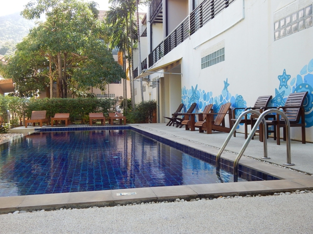 Imagen de la piscina del Hotel Jinta Andaman. Foto 11