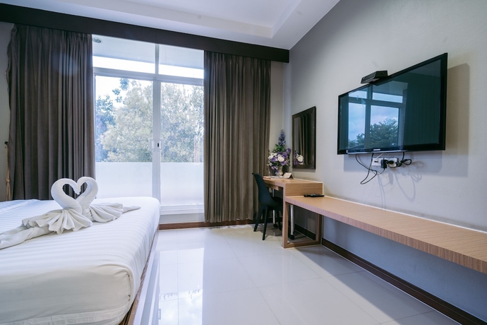 Imagen de la habitación del Hotel Jintana Resort. Foto 4