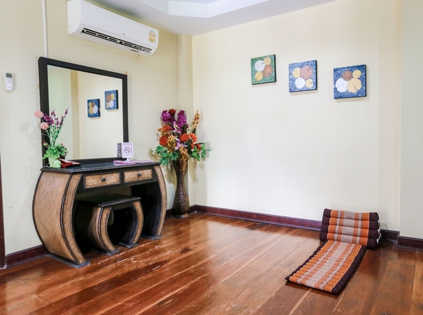 Imagen de la habitación del Hotel Jintana Resort. Foto 6