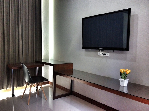 Imagen de la habitación del Hotel Jintana Resort. Foto 13