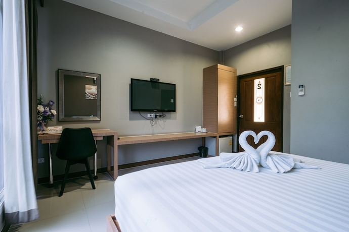 Imagen de la habitación del Hotel Jintana Resort. Foto 16